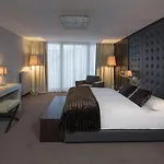 Wulfenia 4s - Adults Only זוננאלפה נאספלד