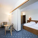 Wulfenia 4s - Adults Only 4*