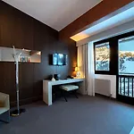 Wulfenia 4s - Adults Only זוננאלפה נאספלד