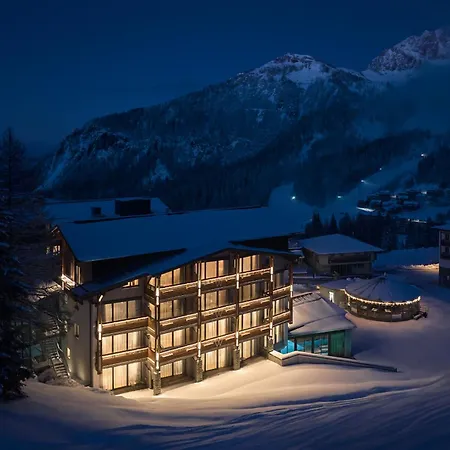 Wulfenia 4s - Adults Only Hotel