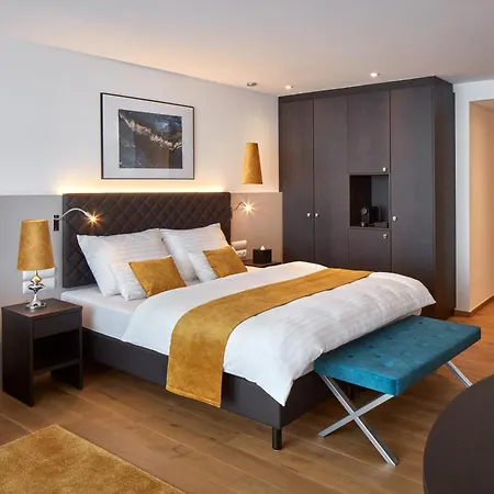 Wulfenia 4s - Adults Only