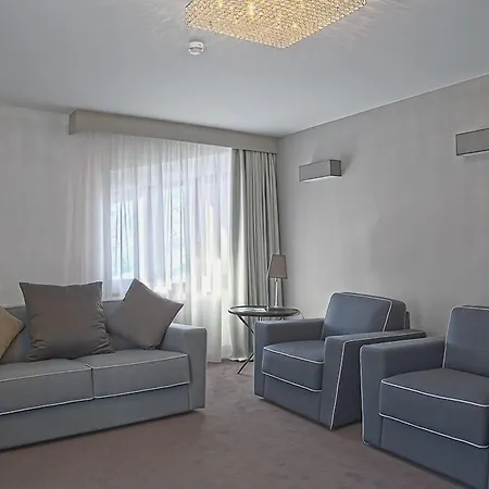 Wulfenia 4s - Adults Only