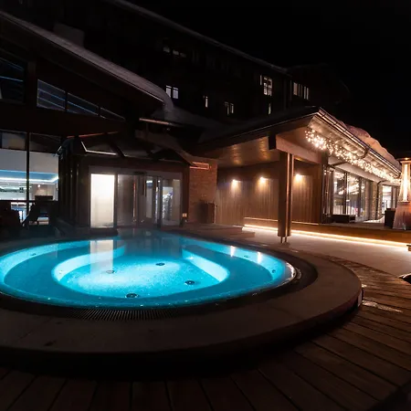 Wulfenia 4s - Adults Only 4*