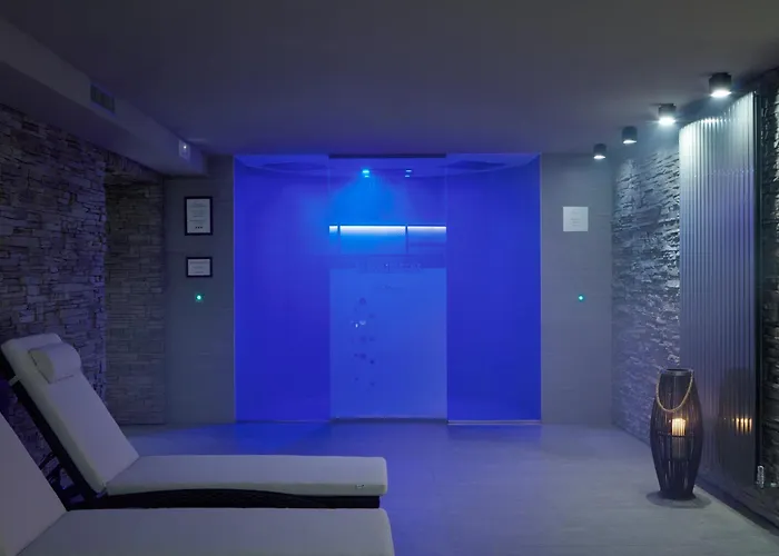 Wulfenia 4s - Adults Only 4*