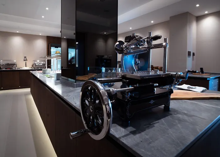 Hotel Wulfenia 4s - Adults Only